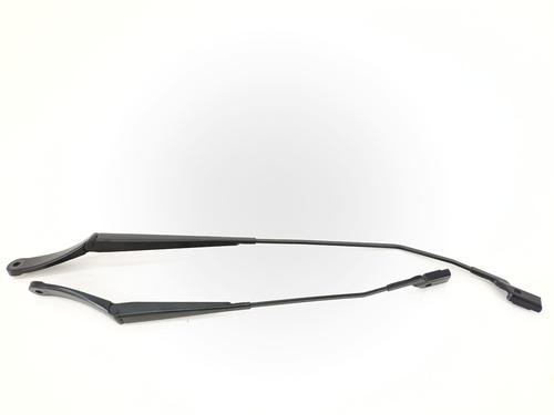front-windshield-wiper-arm-ford-fiesta-vii-hj-hf-2017-38051188 main image