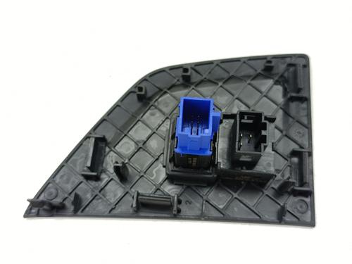 Warning switch VW POLO VI (AW1, BZ1, AE1) 1.0 | BP37464619I22 - Image 2