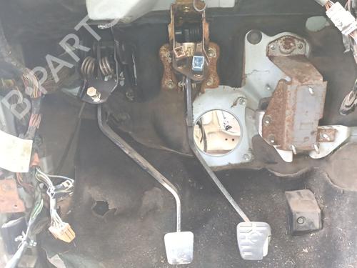 Used Clutch pedal Clutch pedal NISSAN TERRANO II (R20) 2.7 TDi 4WD (125 hp) 33795198 33795198