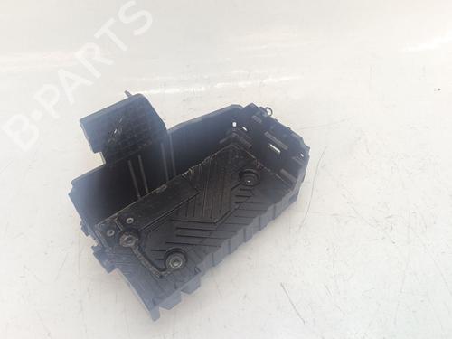 Used Support PEUGEOT 2008 II (UD_, US_, UY_, UJ_, UR_, UC_) 1.2 PureTech 100 (USHNK) (101 hp) 31996858