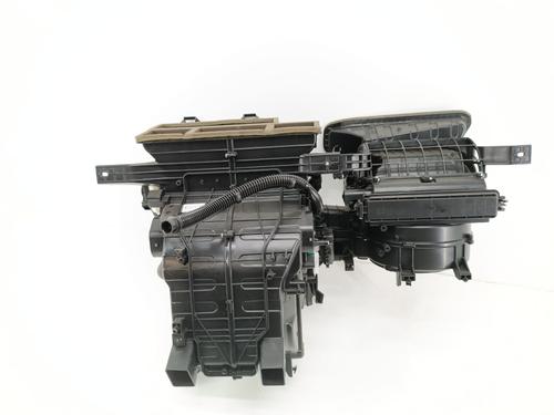 Used Heater matrix box Heater matrix box KIA STONIC (YB) 1.0 T-GDi Eco-Dynamics+ (120 hp) 40600021 40600021