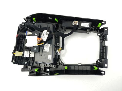 Middle console KIA XCEED (CD) 1.4 T-GDI | BP30197058I22 