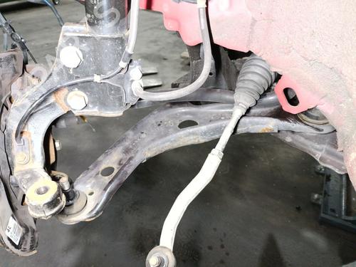 Used Left front suspension arm TOYOTA YARIS (_P13_) 1.0 (KSP130) (72 hp) 31184943