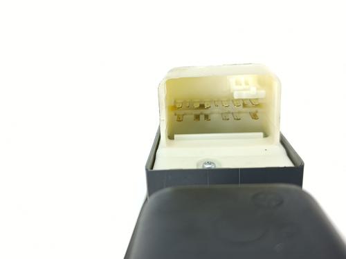Left front window switch TOYOTA YARIS (_P13_) 1.5 Hybrid (NHP130_, NHP130) | BP31356255I27