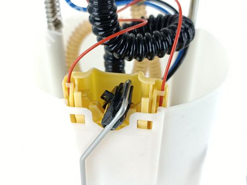 Fuel pump IVECO DAILY VI Van 35S16, 35C16, 40C16, 50C16, 70C16 | BP34581937M76 - Image 2