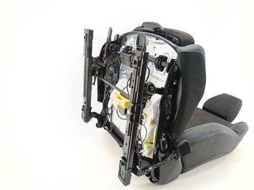 Right front seat BMW 1 (F40) 118 d | BP38107677C16 - Image 8