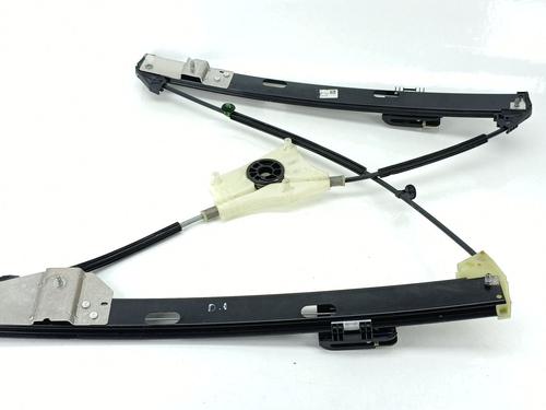 Used Front left window mechanism Front left window mechanism SEAT ARONA (KJ7, KJP) 1.0 TSI (95 hp) 32439983 32439983