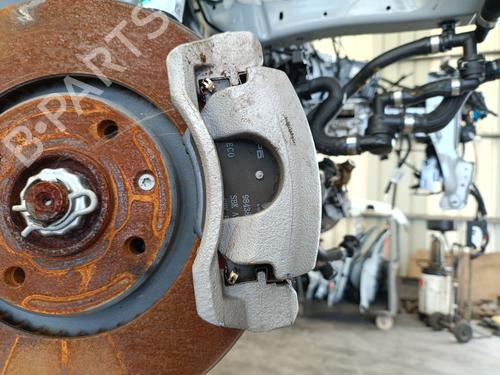 Used Right front brake caliper Right front brake caliper 37492479 37492479