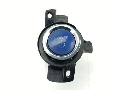 kombi-kontakt-stilkkontakt-toyota-c-hr-_x1_-2016-31833662 main image