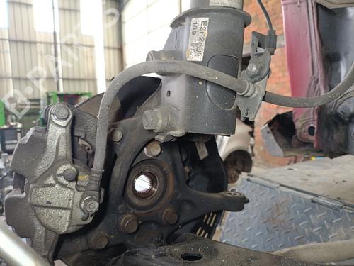 Used Right front steering knuckle Right front steering knuckle 37491686 37491686
