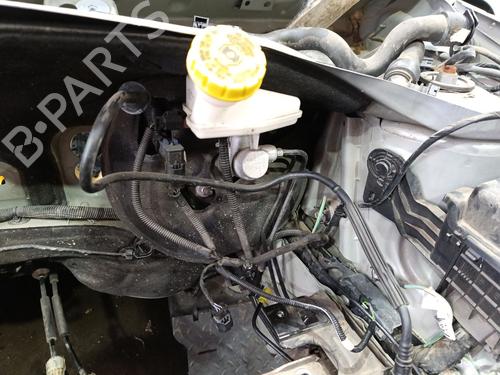 brake-master-cylinder-citroen-c4-cactus-2014-32515258 main image