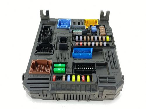 Fuse box CITROËN C4 CACTUS 1.2 THP 110 | BP33537263E1 - Image 3