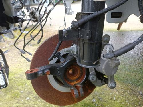 Used Left front steering knuckle CITROËN C4 III (BA_, BB_, BC_) 1.2 PureTech 130 (BAHNSA, BAHNSB) (130 hp) 32414639