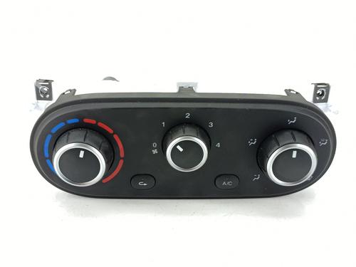 Used Climate control Climate control IVECO DAILY VI Van 35S16, 35C16, 40C16, 50C16, 70C16 (160 hp) 34554811 34554811