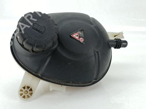 Used Expansion tank MERCEDES-BENZ C-CLASS (W205) C 350 e (205.047) (211 hp) 30199489
