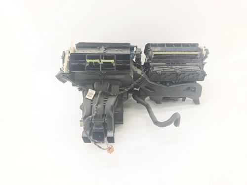 Used Heater matrix box VW GOLF VII (5G1, BQ1, BE1, BE2) 1.4 TSI (125 hp) 31888638