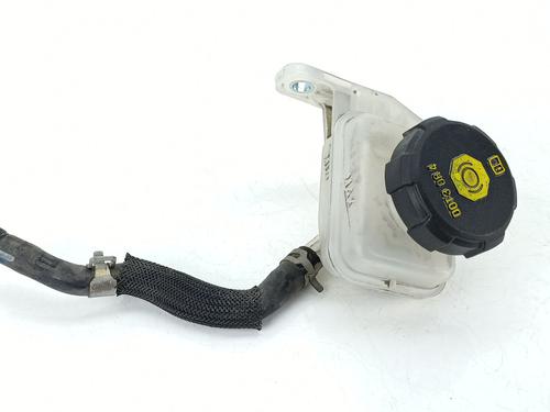 Used Brake fluid reservoir HYUNDAI IONIQ (AE) 1.6 GDI Hybrid (105 hp) 30830292