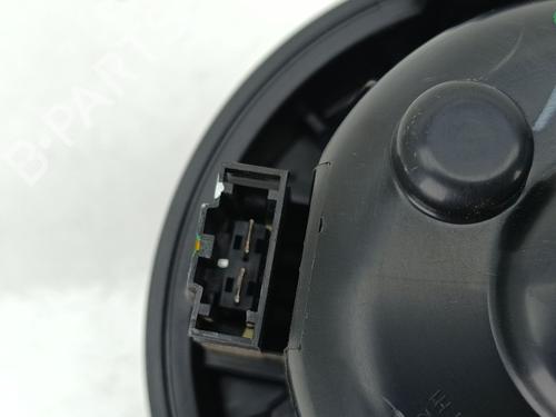 Heater blower motor PEUGEOT 2008 II (UD_, US_, UY_, UJ_, UR_, UC_) 1.5 BlueHDI 110 (UDYHSK) | BP30412283M62 
