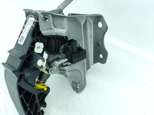 Clutch pedal FORD FOCUS IV (HN) 2.3 ST EcoBoost | BP29938278I13