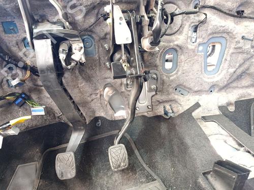 Used Break pedal Break pedal 39239960 39239960