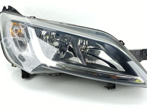 Used Right headlight PEUGEOT BOXER Van 2.2 BlueHDi 140 (140 hp) 32359259