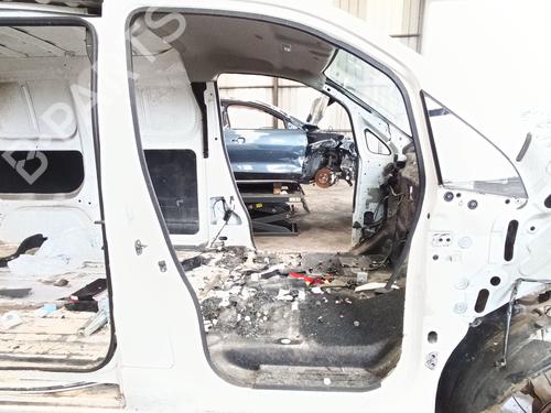 Used Rubber door seal Rubber door seal NISSAN NV200 Van e-NV (ME0N) (109 hp) 36218548 36218548
