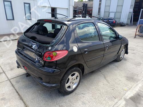 Fuse box PEUGEOT 206 Hatchback (2A/C) 1.4 HDi eco 70 | BP25876581E1 