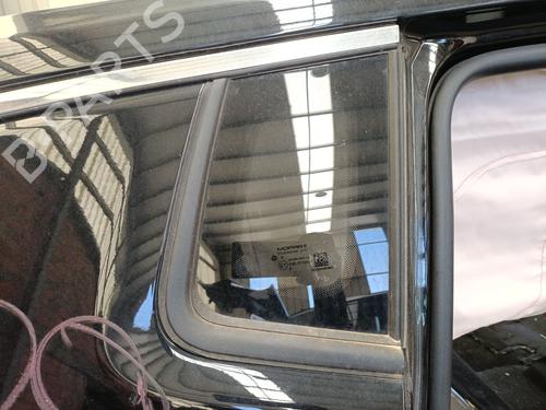 Used Rear right quarter glass Rear right quarter glass 37489554 37489554