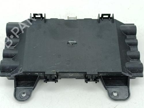 Used Fuse box VW CRAFTER Van (SY_, SX_) [2016-2025]  30832102