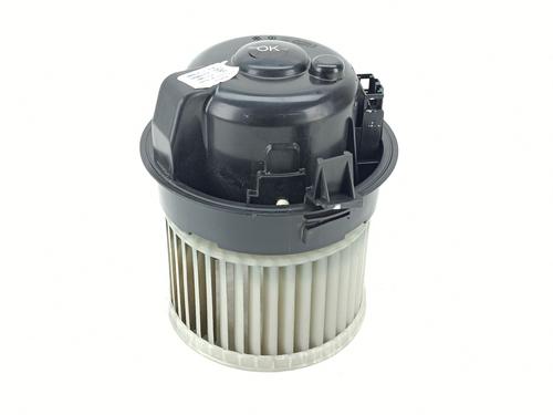 Varmeblæser CITROËN C4 III (BA_, BB_, BC_) 1.2 PureTech 130 (BAHNSA, BAHNSB) (130 hp) 31971679