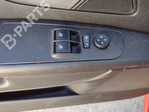 left-front-window-switch-fiat-grande-punto-199_-19-d-multijet-2005-9310940 main image