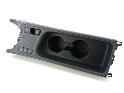 Used Shift knob Shift knob TOYOTA YARIS (_P21_, _PA1_, _PH1_) 1.5 (MXPA11) (125 hp) 32702810 32702810