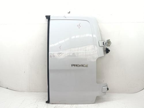 hjre-bagagerum-dr-toyota-proace-van-mdz_-2016-39533550 main image