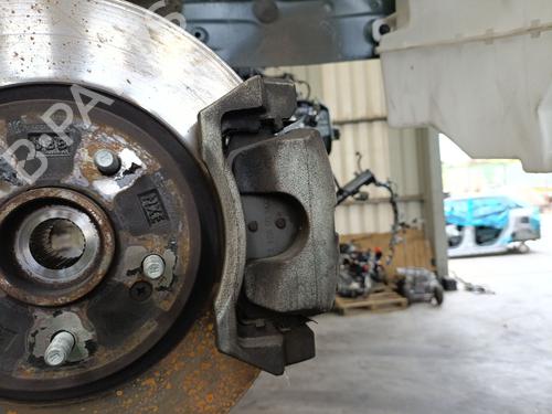 Used Right front brake caliper Right front brake caliper 38925593 38925593