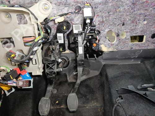 break-pedal-peugeot-208-ii-ub_-up_-uw_-uj_-2019-32411650 main image