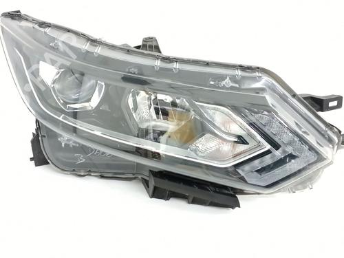 Used Right headlight NISSAN QASHQAI II (J11, J11_) 1.3 DIG-T (140 hp) 30744676
