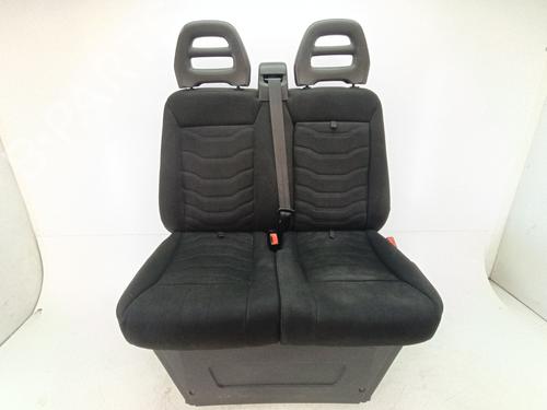 Used Right front seat Right front seat IVECO DAILY IV Platform/Chassis 35C13, 35C13 /P, 35S13 D, 35S13, 35S13 /P (126 hp) 34441753 34441753