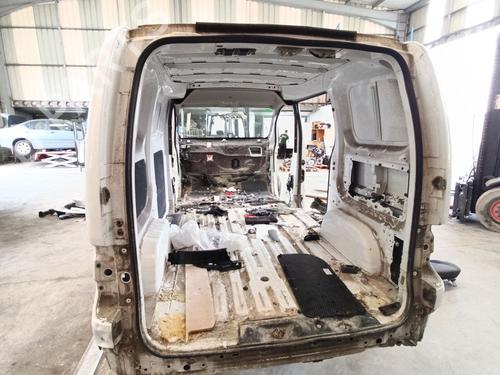 Used Rubber door seal Rubber door seal NISSAN NV200 Van e-NV (ME0N) (109 hp) 36218546 36218546