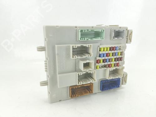 Used Fuse box FORD FOCUS III 1.5 TDCi (120 hp) 27298082