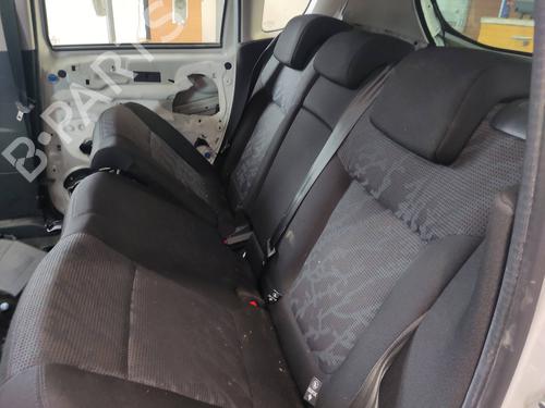 Rear seat PEUGEOT 3008 I MPV (0U_) 2.0 HDi | BP26906181C17 