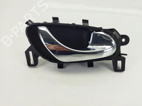 Used Front right interior door handle NISSAN NAVARA NP300 Pickup (D23, D23T) 2.3 dCi (190 hp) 8944948