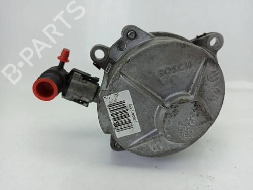 Used Vacuum pump NISSAN QASHQAI I (J10, NJ10) [2006-2015]  8944799