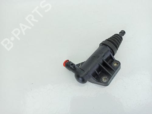 Used Clutch slave cylinder FIAT DOBLO MPV (119_, 223_) 1.9 JTD (105 hp) 15897726