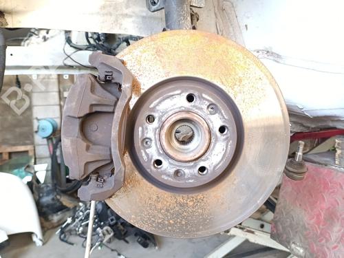 Used Left front steering knuckle Left front steering knuckle 37489590 37489590