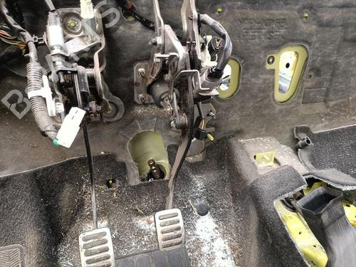 bremsepedal bremsepedal SUZUKI SWIFT V (AZ) 1.4 Sport (A2L414, ZC33S) (140 hp) 36448615 36448615