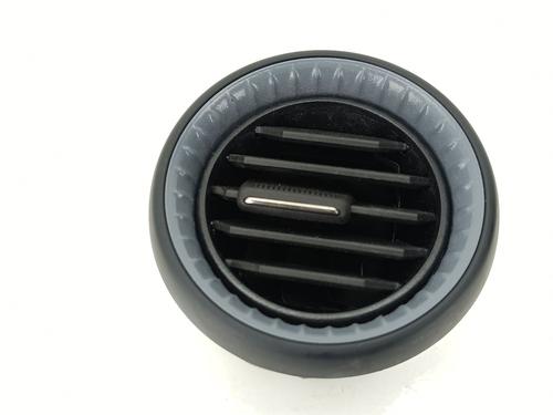 Used Air vent SEAT ARONA (KJ7, KJP) 1.0 TSI (95 hp) 32417127