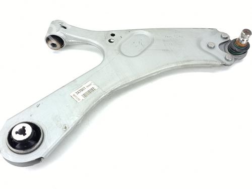 Used Right front suspension arm CITROËN C4 III (BA_, BB_, BC_) 1.2 PureTech 130 (BAHNSA, BAHNSB) (130 hp) 28810376