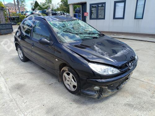 Fuse box PEUGEOT 206 Hatchback (2A/C) 1.4 HDi eco 70 | BP25876581E1 