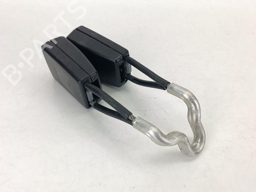 Used Seat buckle SKODA FABIA II (542) [2006-2014]  25878072