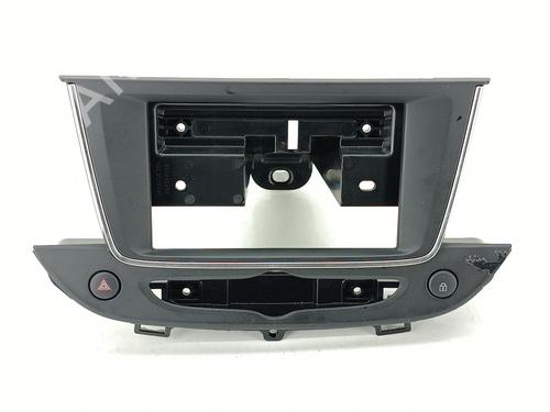 Used Warning switch OPEL CROSSLAND X / CROSSLAND (P17, P2QO) 1.2 (75) (110 hp) 31880472